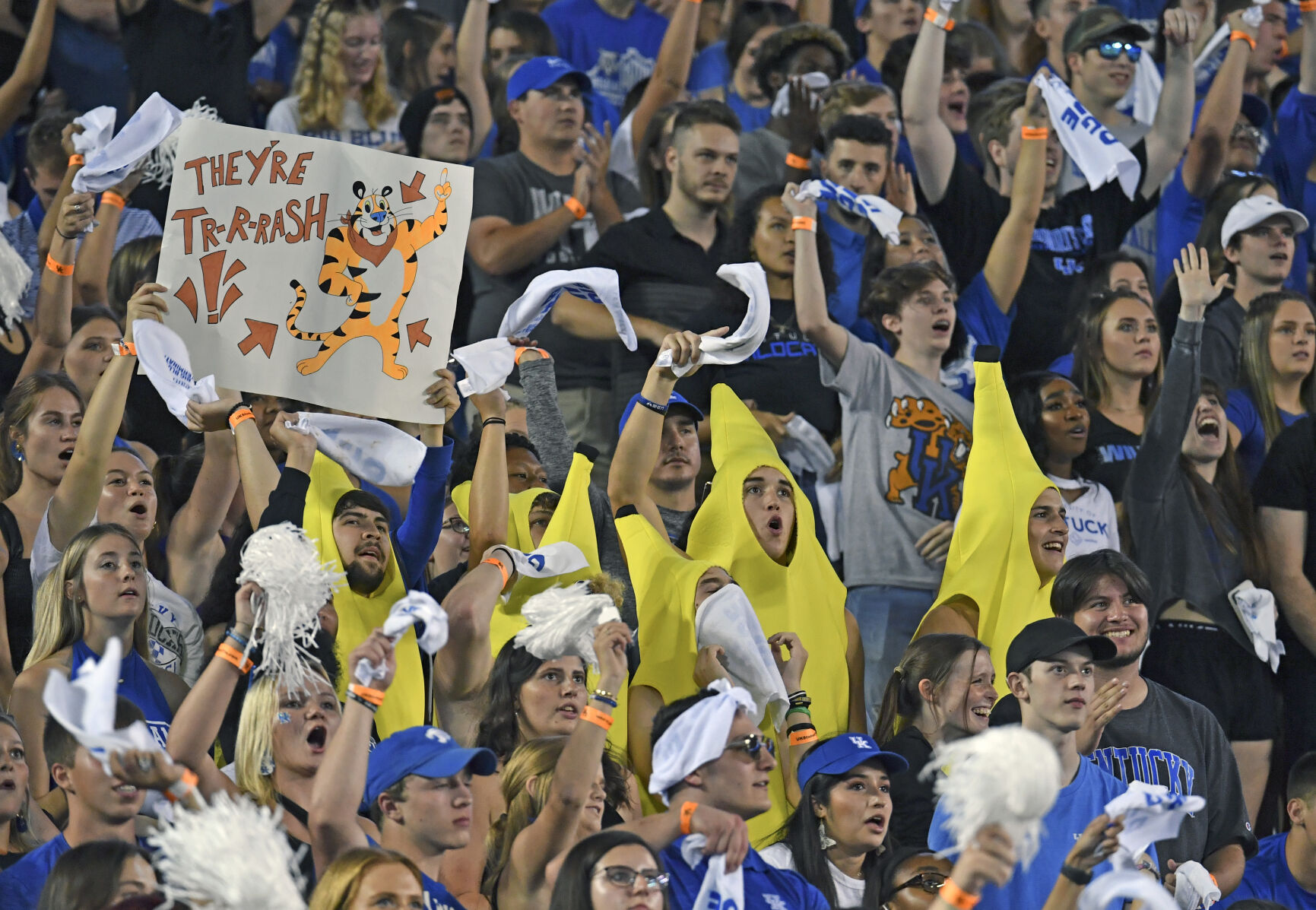 lsukentucky.101021 HS 3302.JPG